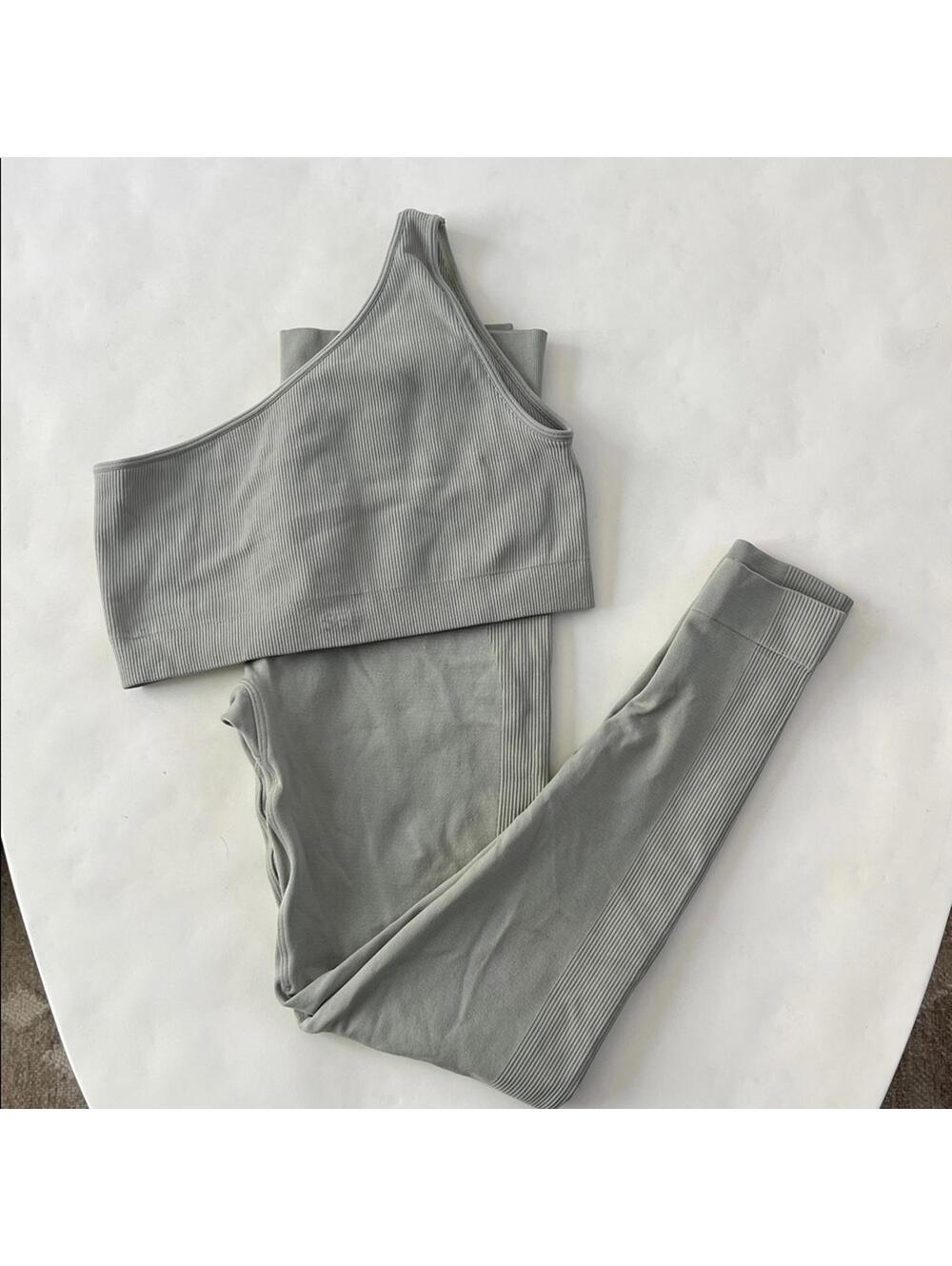 SET ACTIVE 2 PIECE WORKOUT SET - Sculptflex One Shoulder Bra and Leggings Size S - Picture 2 of 7
